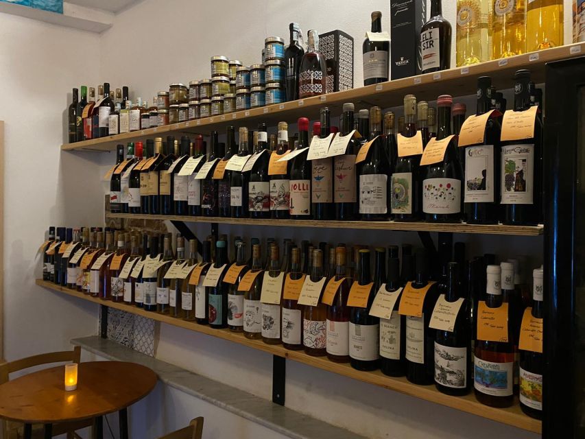 Natural Wine Tasting with snacks at Bottega Monteleone - The food is part of the value