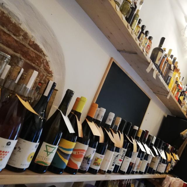 Natural Wine Tasting with snacks at Bottega Monteleone - Five pours, five different Sicilian directions