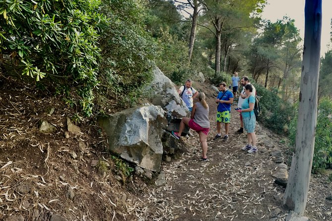 Naturalistic excursion to Ustica - The tuff quarry and Ustica’s built past