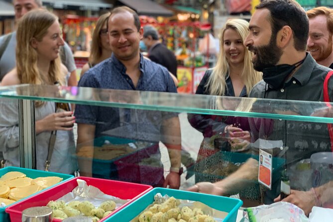 Night Street Food Tour of Palermo with a Local -For real foodies! - Santa Rosalia and the Olivella quarter