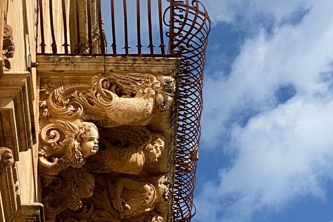 Noto Baroque Masterpieces: small-group tour (max 6 Guests) - Palazzo Nicolaci and Noto’s noble families