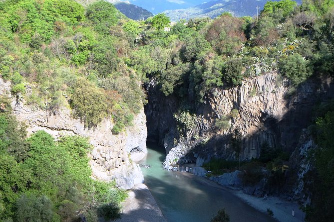 Old Sicily discovery and Etna wine tasting tour from Taormina - Guides, transport, and the pace of the day