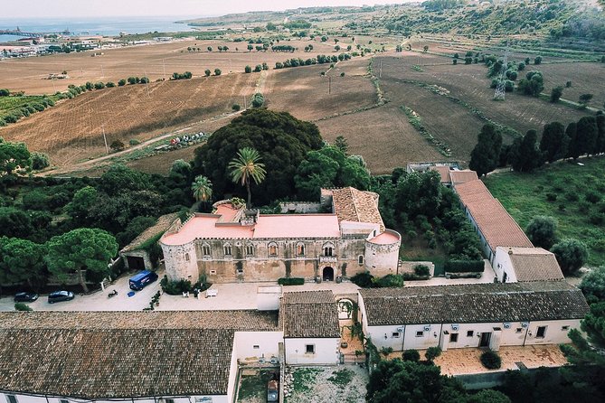Origins - A light Sicilian lunch in a castle chamber