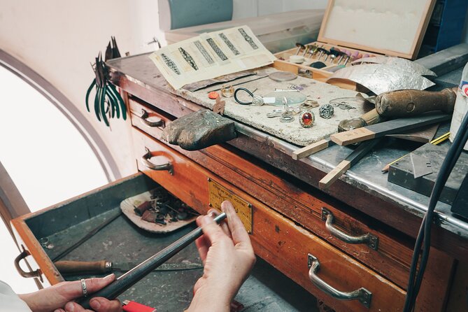 Ortigia Artisan Tour - What Pelin adds to a short workshop visit