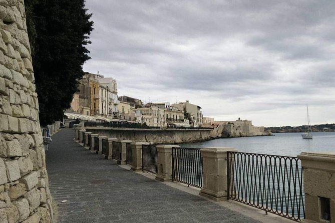 Ortigia city Tour - Sampling the Ortigia market