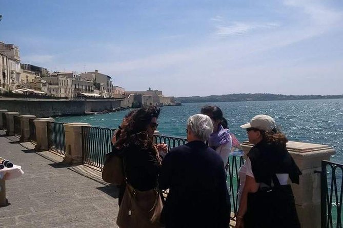 Ortigia city Tour - Starting at the Temple of Apollo