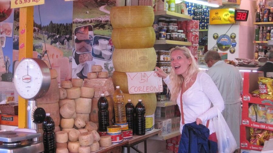 Palermo: 2-Hour Small Group Private Walking and Tasting Tour - The Two-Hour Length and Group Size