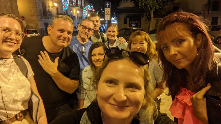 Palermo: Anti-Mafia Heroes Evening Walking Tour - Walking conditions and timing