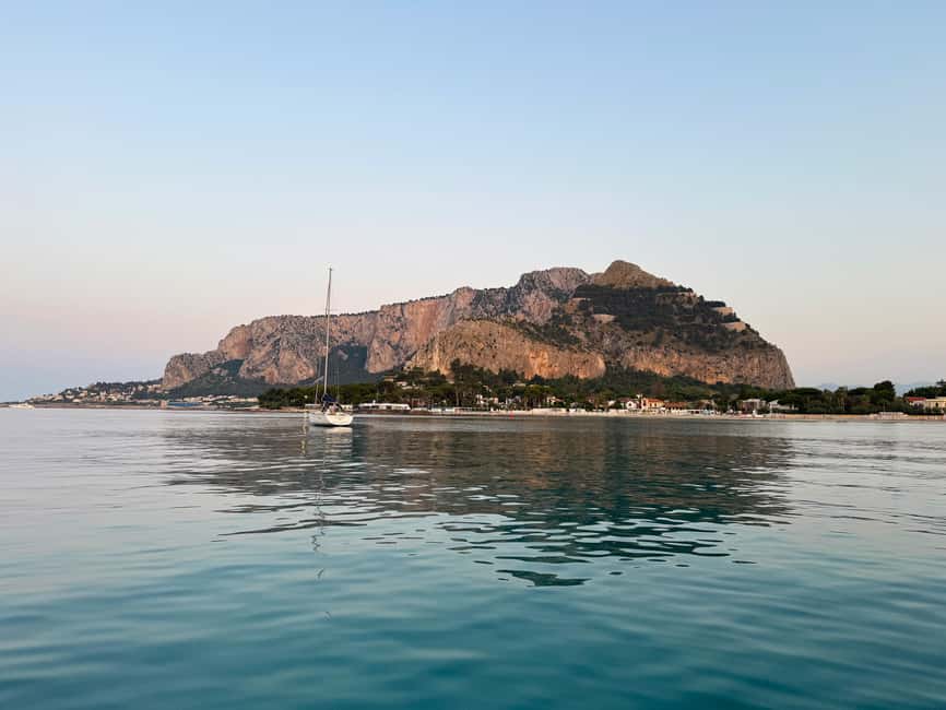 Palermo: Boat Tour to Mondello - Isola delle Femmine + drink - Swimming into Grotta dell’Olio