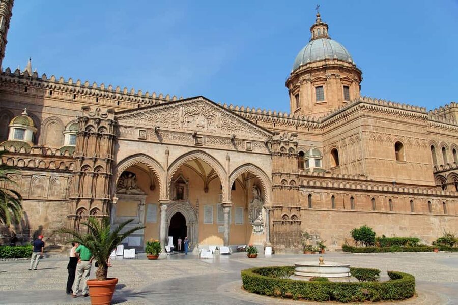 Palermo: City & Palazzo dei Normanni Guided Walking Tour - Key points to know before booking