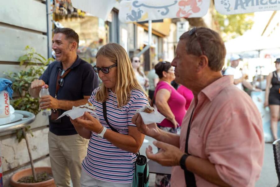 Palermo: City & Palazzo dei Normanni Guided Walking Tour - A cannolo or granita break