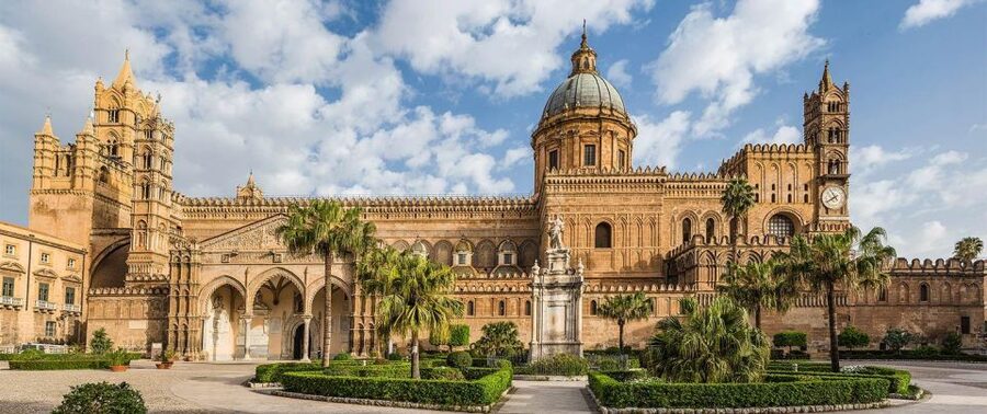 Palermo: Exclusive Private Walking Tour by Palermo Wonders - Palermo Cathedral combines scale and detail
