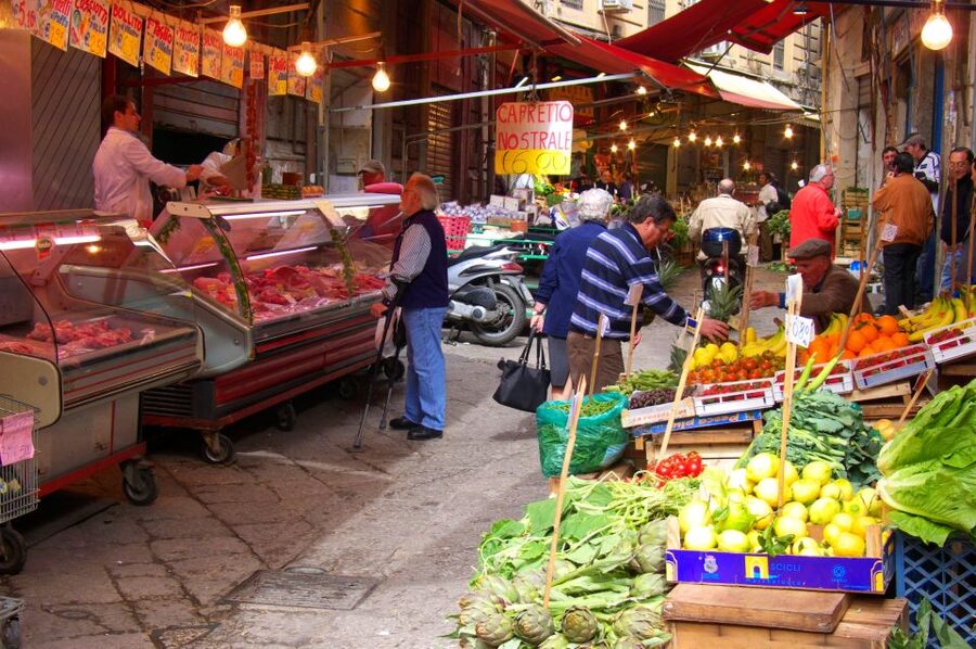 Palermo: Half-Day Cooking Class & Market Tour - Wine, snacks, and lunch at the table