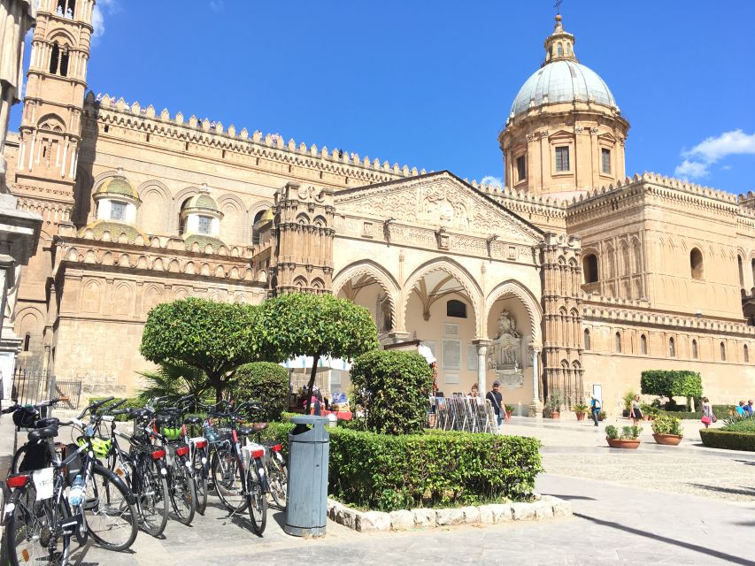 Palermo: Historic Center Guided Bike Tour with Food Tasting - From Via Discesa dei Giudici to the First Sights