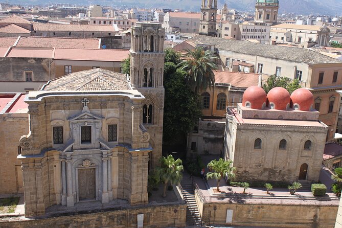 Palermo Historic Center Walking Tour by Palermo Wonders - What the guide adds to the walk