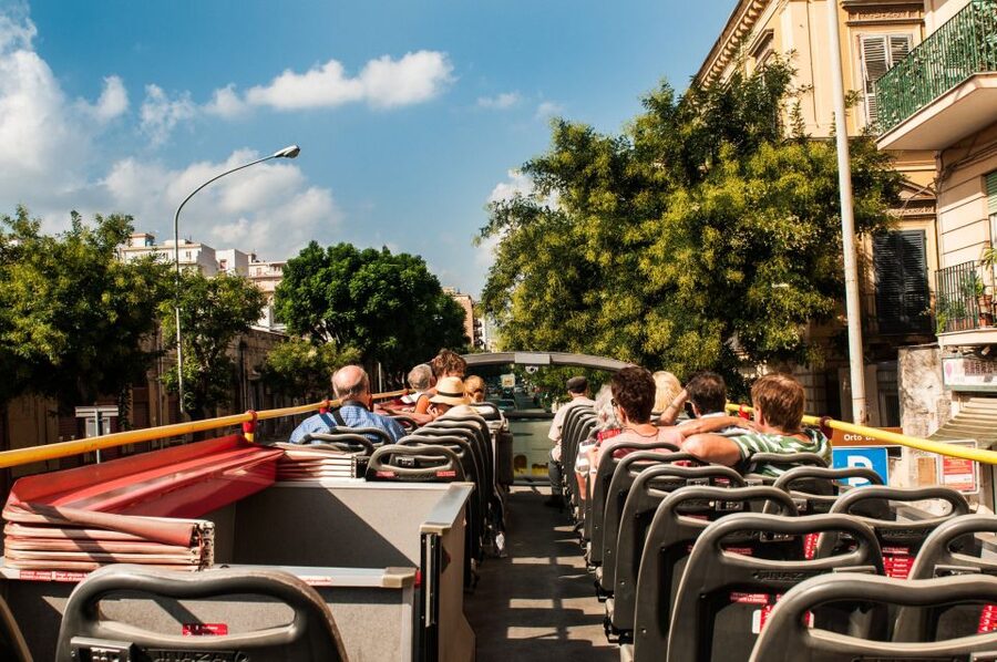 Palermo: Hop-on Hop-off Bus Tour 24-hour Ticket - Commentary, comfort, and small practical details