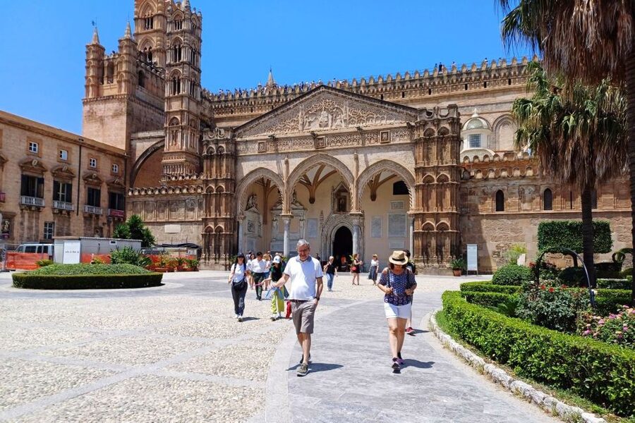 Palermo in 2 ore Monumenti principali e Mercati storici - Is $23 a fair price?