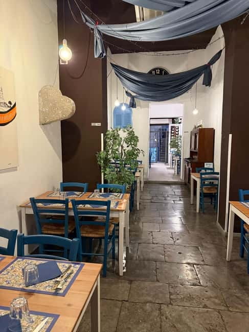 Palermo: Pizza & Tiramisu Class with Free Flowing Fine Wine - Baking in Palermo’s oldest neighborhood oven