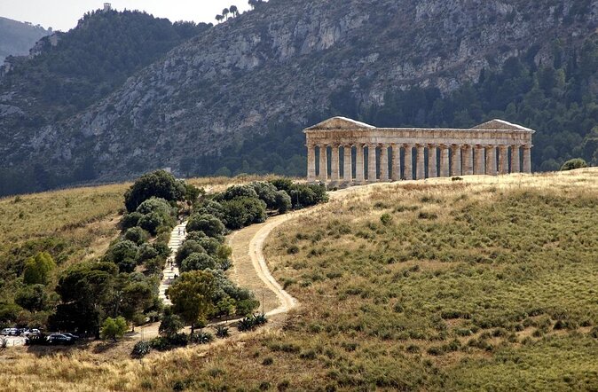 Palermo Private MINITOUR of WEST SICILY 4 Days with Guide Driver - Key points to know before booking