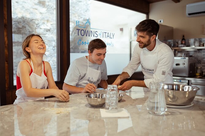 Palermo's Delight: Unleash the Secrets of Pizza and Gelato Making - Is this a true Sicilian cooking experience?