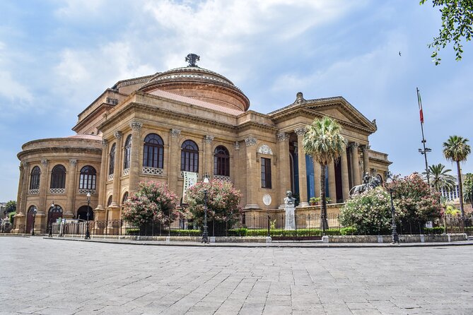 Palermo Scavenger Hunt and Highlights Self Guided Audio Tour - Chiesa del Gesù and Palermo’s layered style