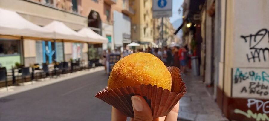 Palermo Sicilian Street Food Tour: Small Group with a Local - Vucciria Market and the character of central Palermo
