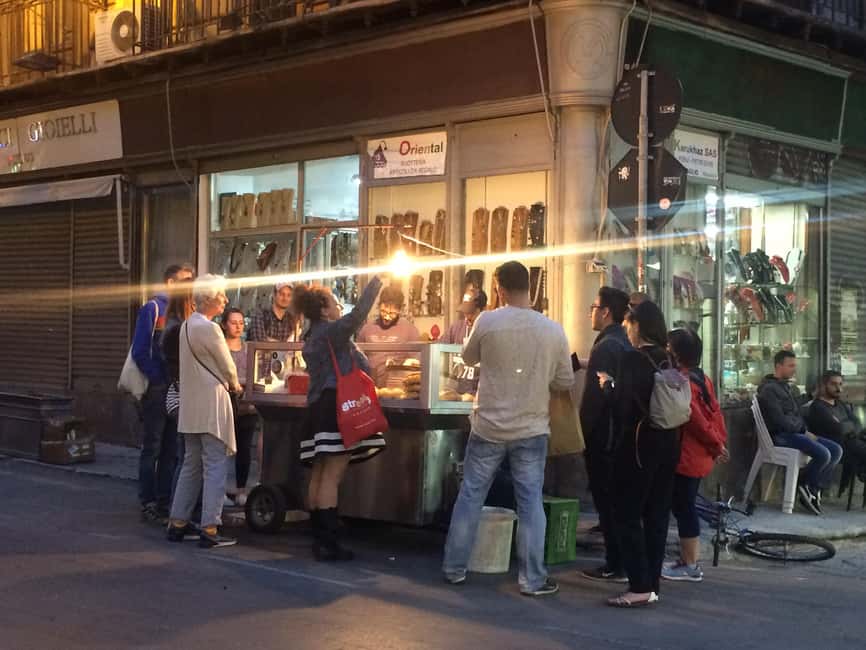 Palermo: Small Group Night Street Food Tour - Cannoli, gelato, or another seasonal sweet