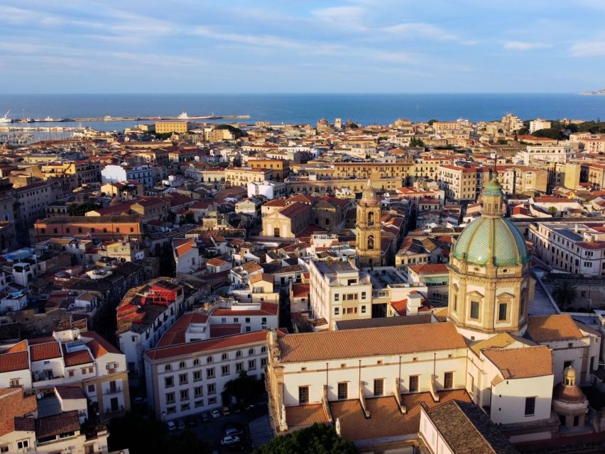 Palermo storie e segreti: tour tra arte misteri e leggende - Teatro Massimo and the ghost behind the grand facade