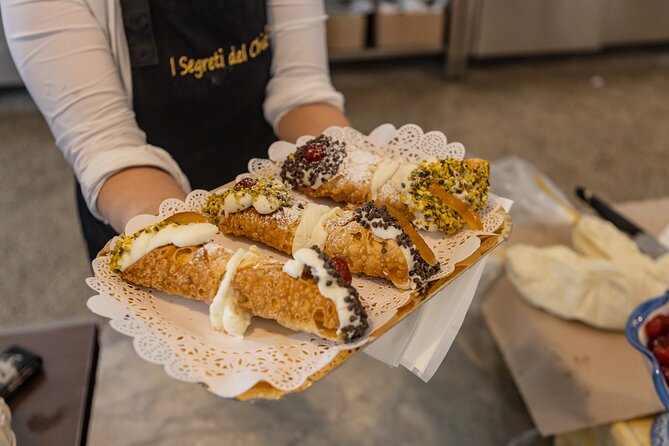 Palermo Street Food & Market Tour by Eating Europe - Why Palermo street food works so well on foot