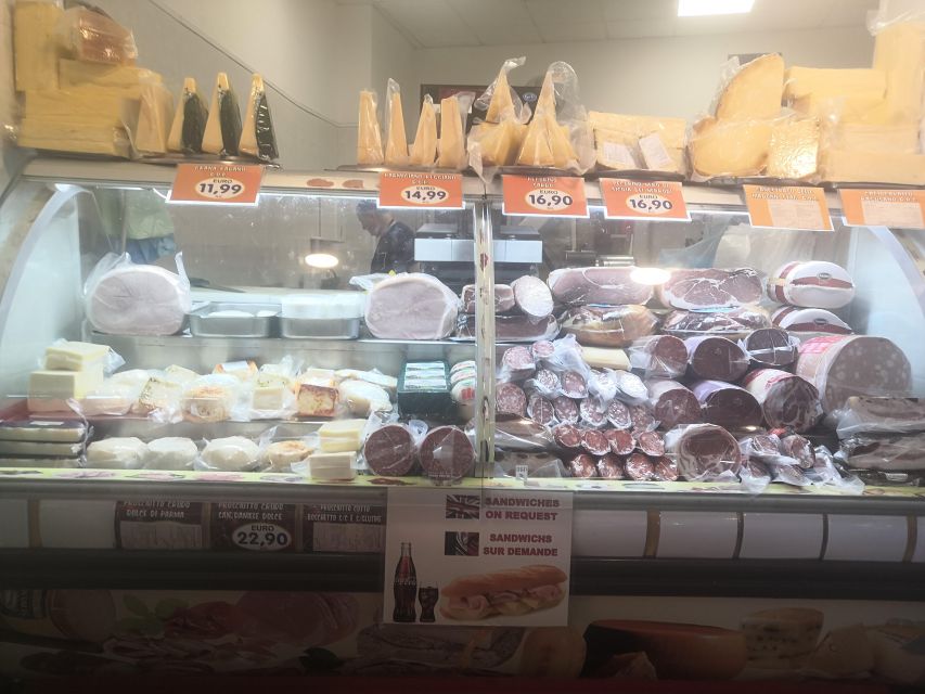 Palermo: Street Food Walking Tour at Sunset - The spleen sandwich, a real choice rather than a dare