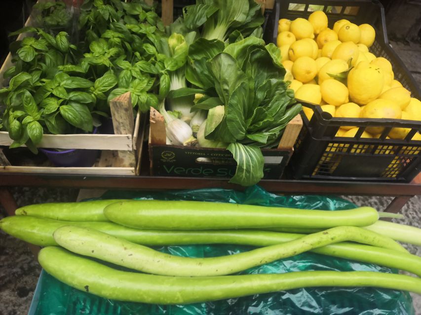 Palermo: Street Food Walking Tour with Local Guide & Tasting - Why the guide makes the difference