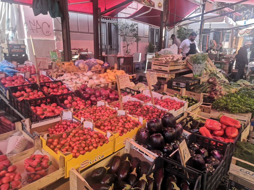 Palermo: Street Food Walking Tour with Local Guide & Tasting - How much food should you expect?