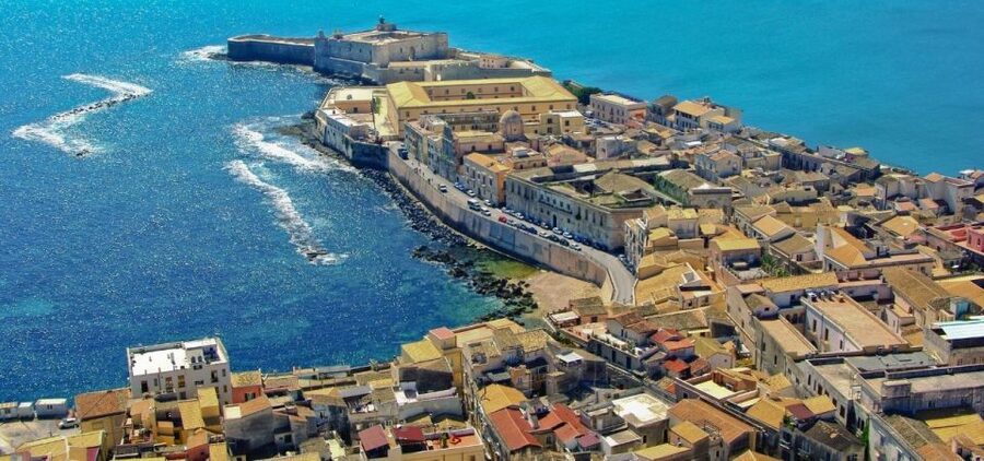 Palermo to Siracusa: stop al Valley of Temples & Roman Villa - What the $338.72 price really buys