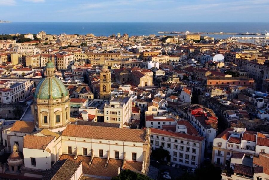 Palermo: Walking Tour of Historic Markets and Monuments - Teatro Massimo and Its Ghostly Tales