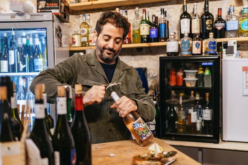 Palermo: Wine Tasting with Snacks at Bottega Monteleone - Sparkling wine with the first Sicilian bite
