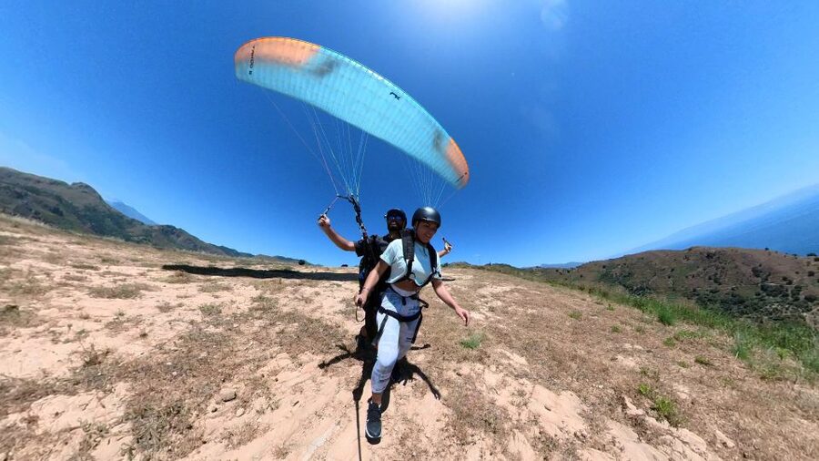 Paragliding Tandem Taormina + Video/Foto e GoPro + Acrobazia - The one-hour van ride to takeoff