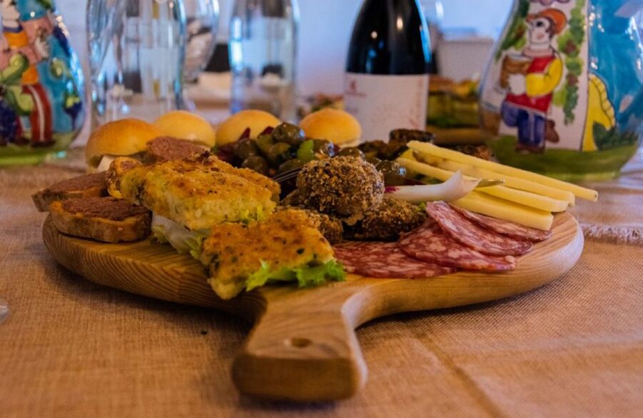 Partinico: Historic Sicilian Vineyard & Wine Tasting Tour - A historic farm in Palermo’s countryside