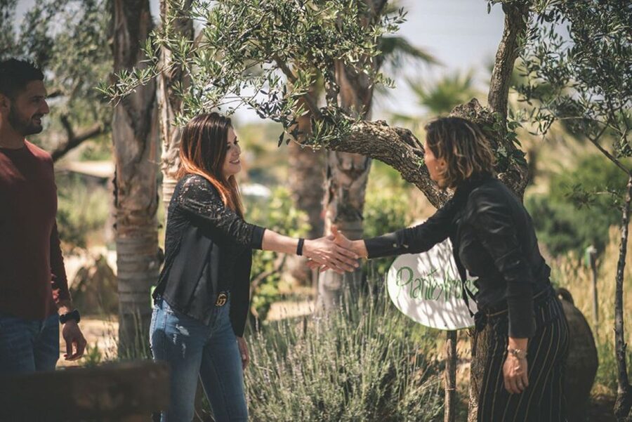 Partinico: Historic Sicilian Vineyard & Wine Tasting Tour - Inside the 600-square-meter Sicilian baglio