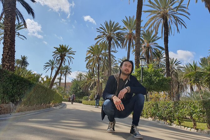 Photoshoot Experience in Palermo - Quattro Canti and Villa Bonanno