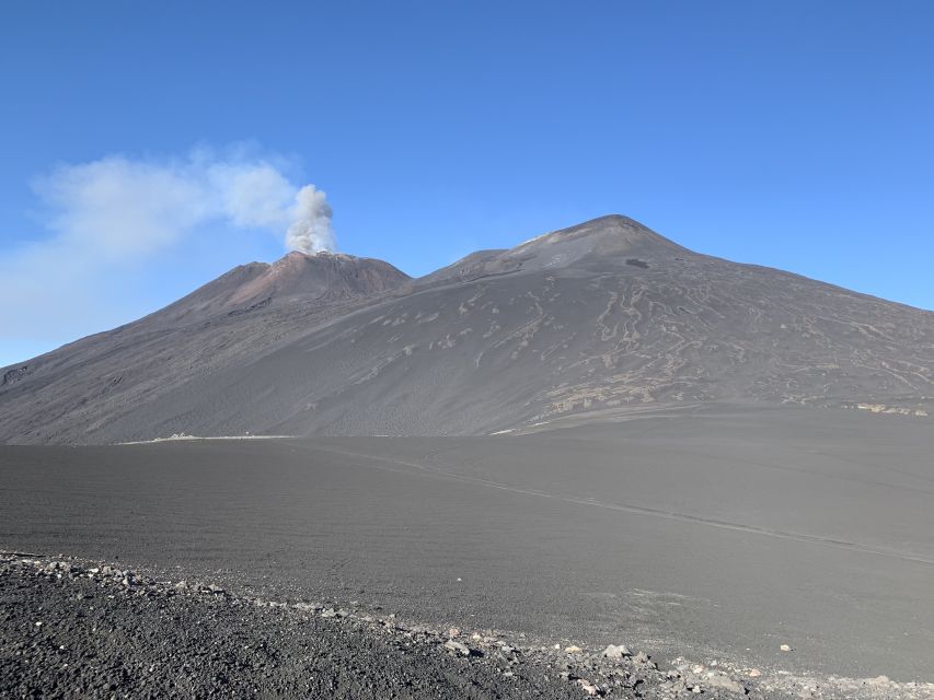Piano Provenzana: Mount Etna Hiking Trip to 3,300 Meters - The 80-minute walk at Piano delle Concazze