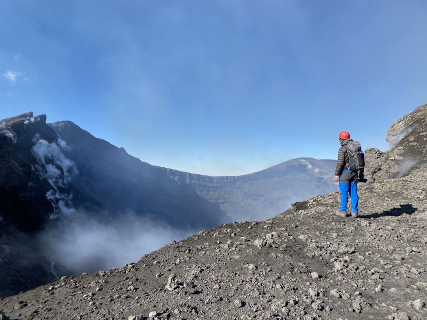 Piano Provenzana: Mount Etna Hiking Trip to 3,300 Meters - What to wear and pack for Etna