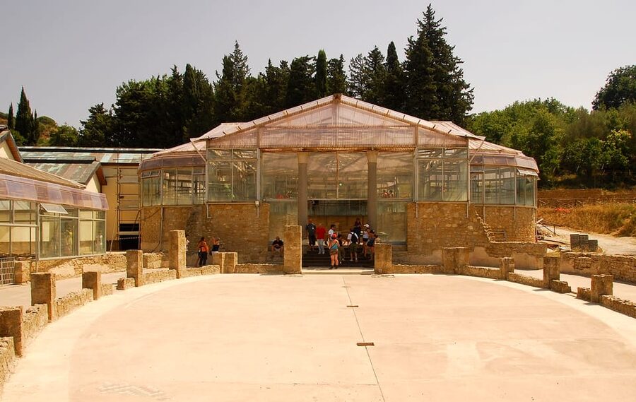 Piazza Armerina: Private Villa Romana del Casale Guided Tour - Meeting your guide at the ticket booth