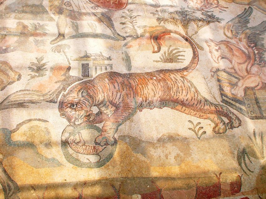 Piazza Armerina: Roman Villa del Casale Mosaics Tour - Key points to know before you book