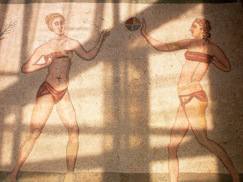 Piazza Armerina: Roman Villa del Casale Mosaics Tour - The peristyle and its procession of animals