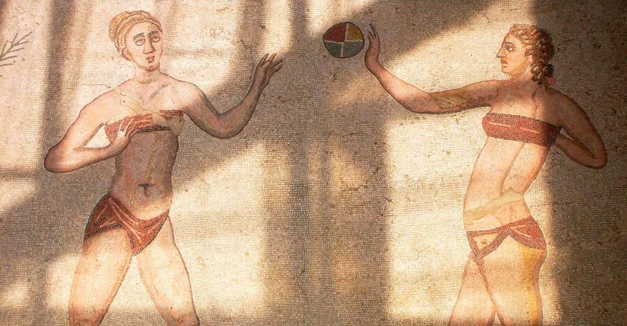 Piazza Armerina: Roman Villa del Casale Mosaics Tour - A bedroom with masks and a lovers’ medallion