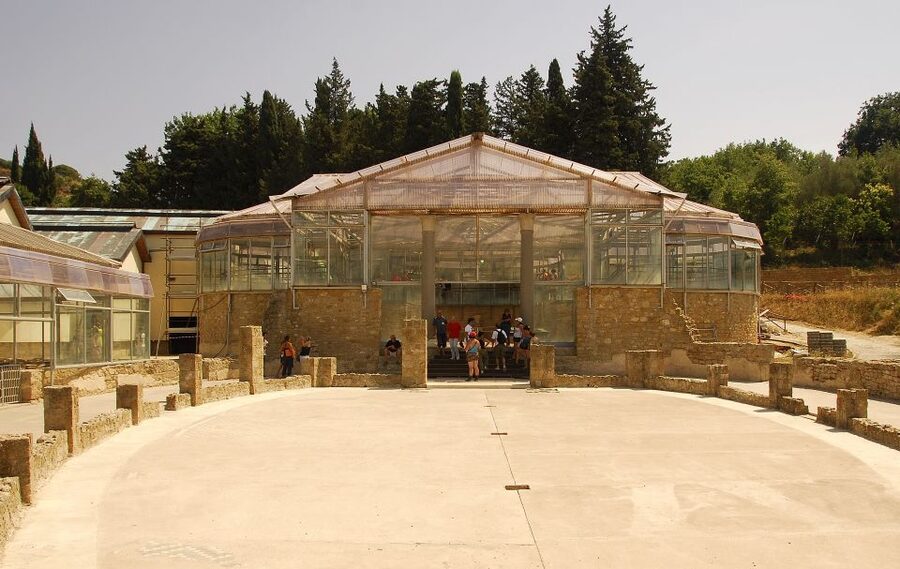 Piazza Armerina: Villa Romana del Casale Guided Tour - What the $51 price gets you