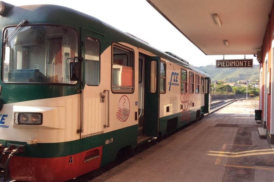 Piedimonte Etneo: Etna Wine Train Tour & Sicily Wine tasting - The 9:18 Circumetnea ride to Randazzo
