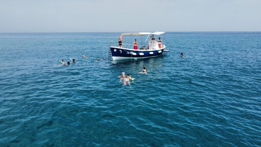 Private boat excursion along the coast of Cefalù - The first coastal view of Cefalù