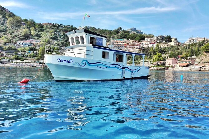 Private boat in Taormina and Isola Bella - A private view of Taormina from the water