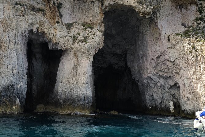 Private boat tour of the island of Ortigia and the sea caves - Why the caves are the heart of the trip